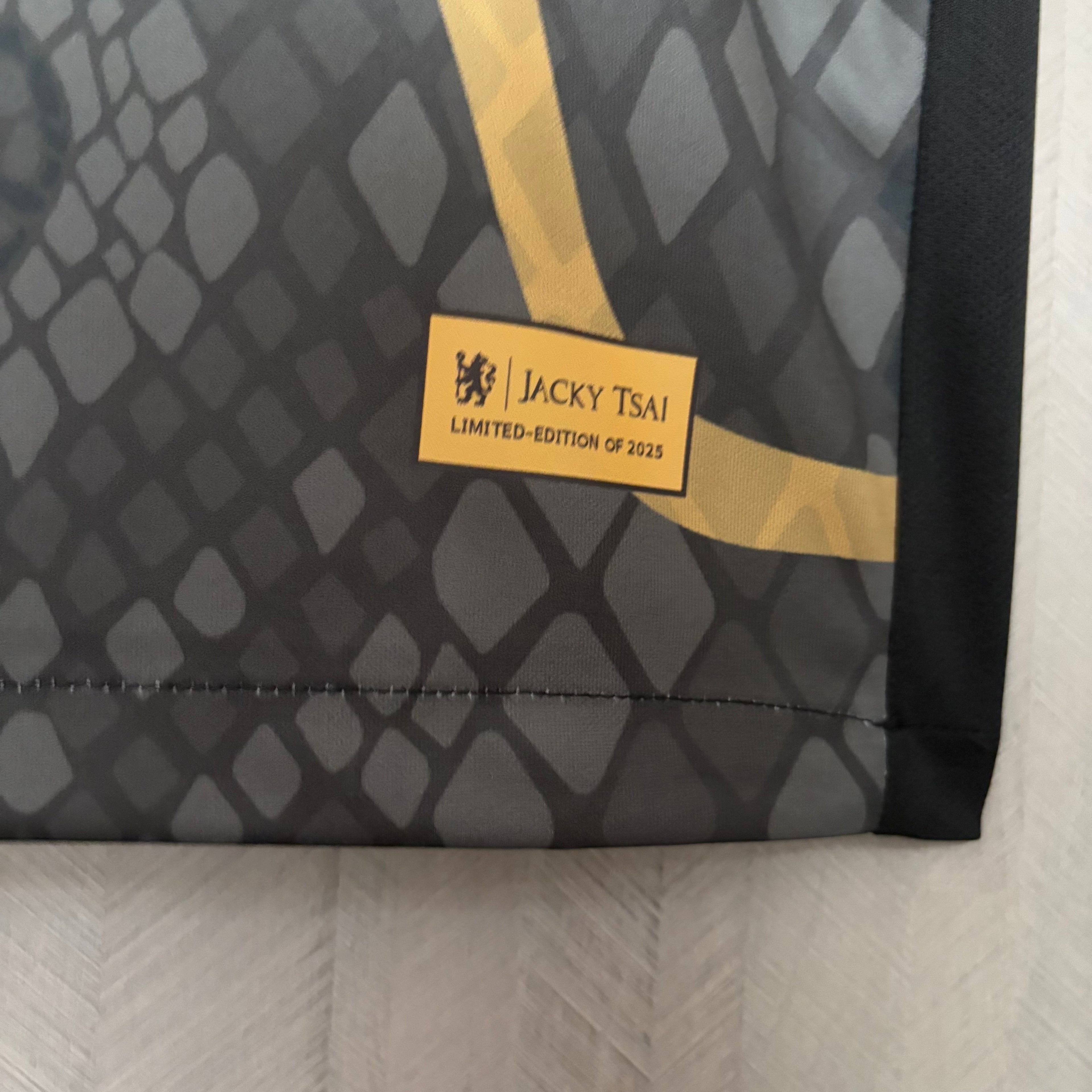 Camisa Chelsea Away 25/26 - Preta e amarela