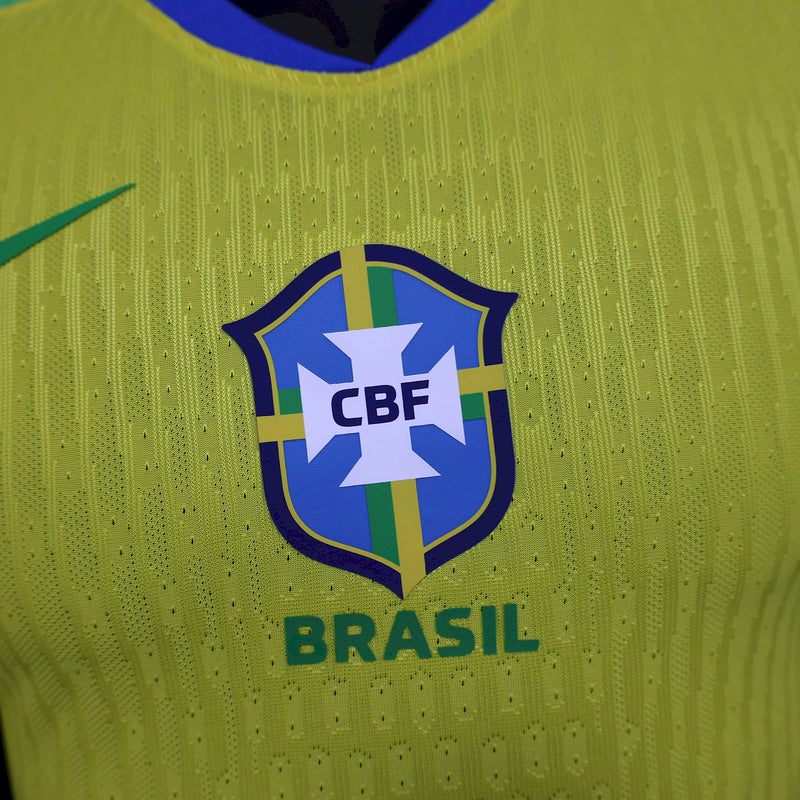 Camisa Brasil Titular 2025/26 - Versão Jogador Amarela