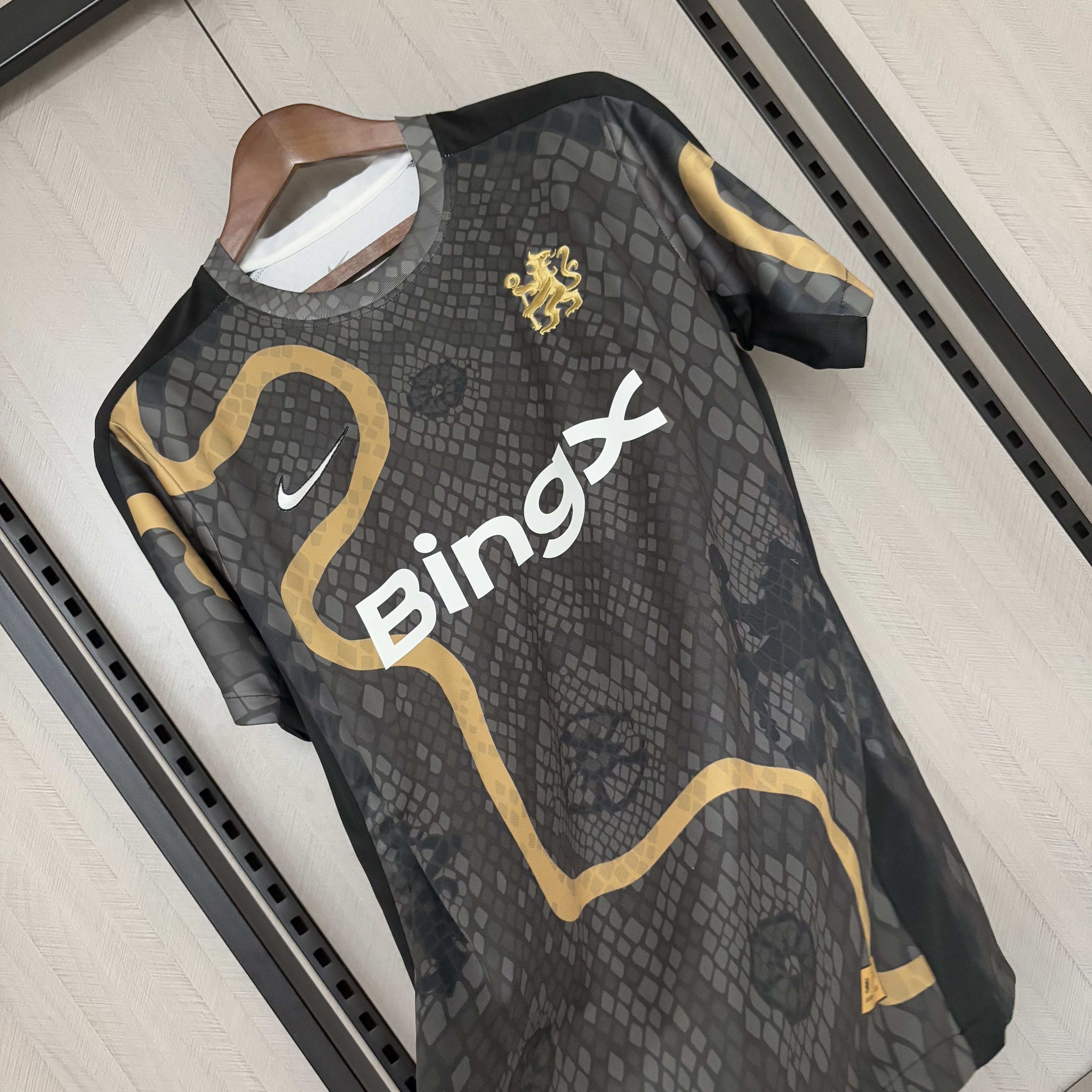 Camisa Chelsea Away 25/26 - Preta e amarela