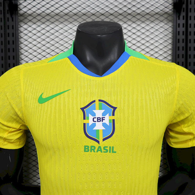 Camisa Brasil Titular 2025/26 - Versão Jogador Amarela