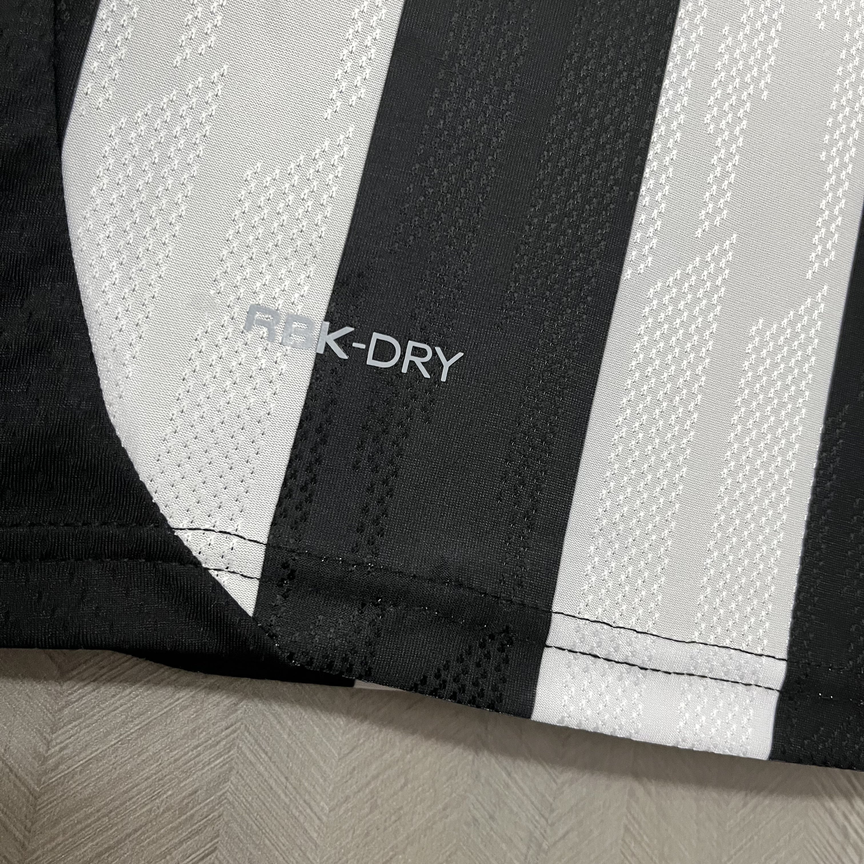 Camisa Botafogo Titular 25/26 - Preto e Branco