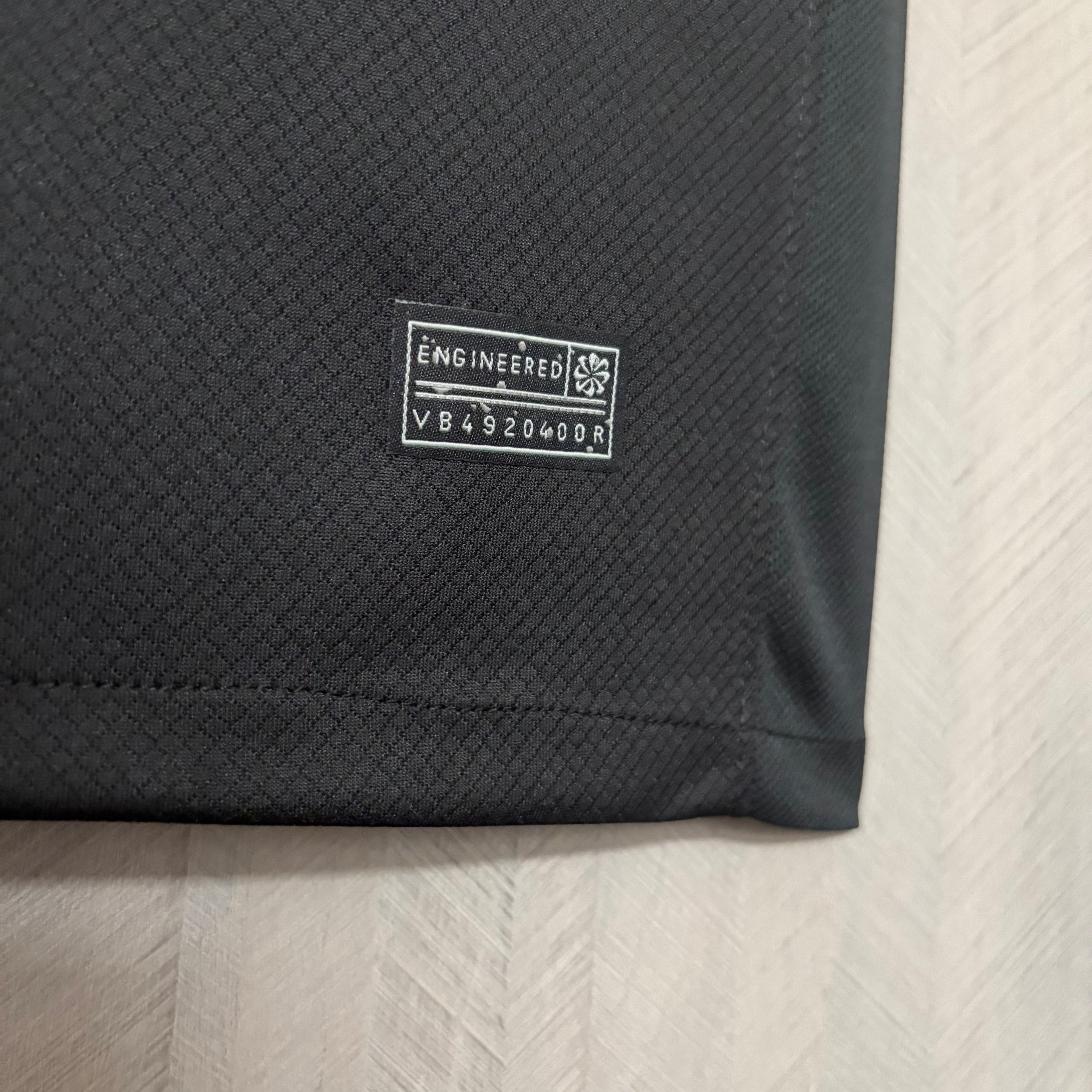 Camisa Chelsea Edição Especial 25/26 - Total 90 Preto e Azul