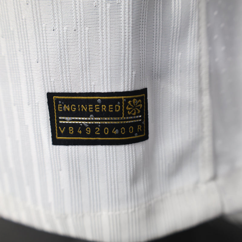 Camisa Chelsea Fora 2025/26 - Versão Jogador Branca