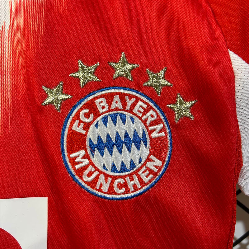 Conjunto Bayer de munique home 25/26
