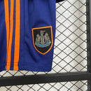Conjunto NewCastle Away 25/26 - Azul e laranja