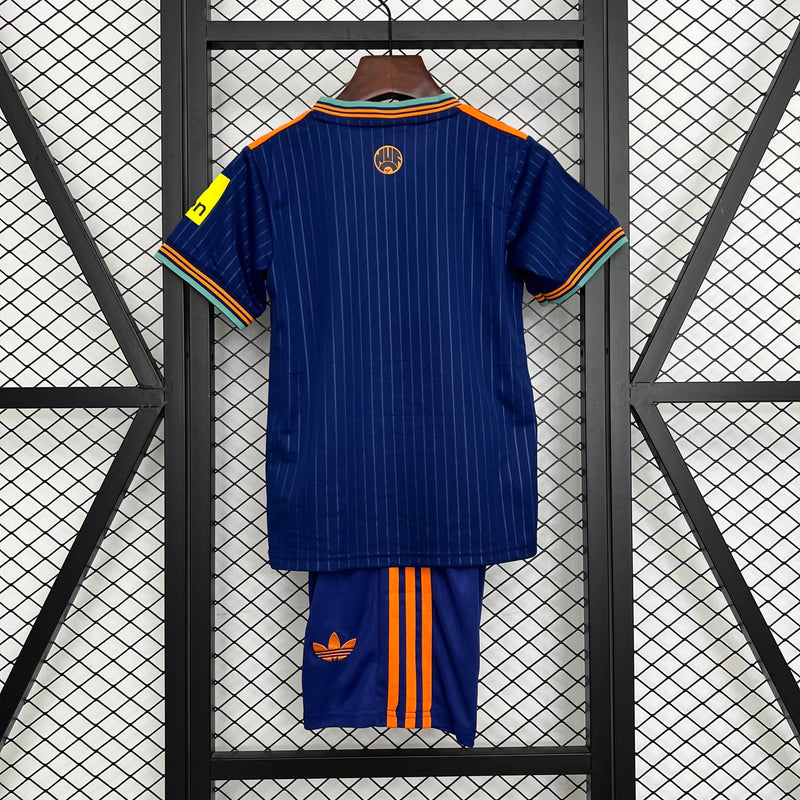 Conjunto NewCastle Away 25/26 - Azul e laranja