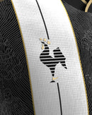 Camisa do Galo Manto da Massa 25/26 - Preto Branco e Dourado