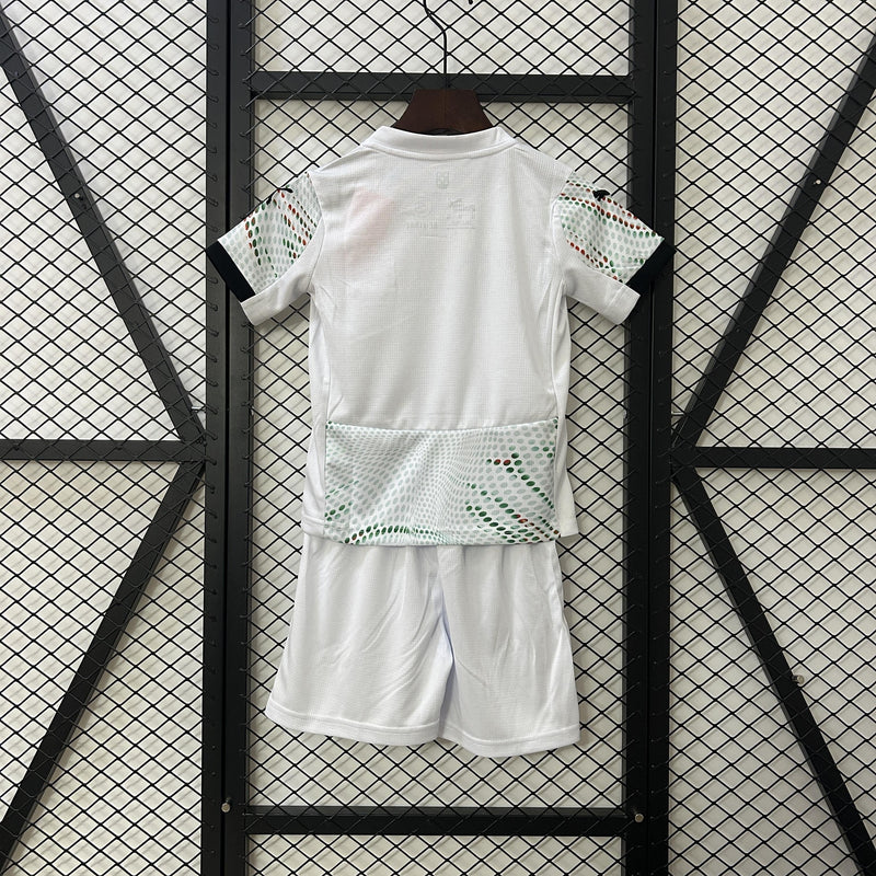 Conjunto Infantil Portugal Fora 25/26 - Branco