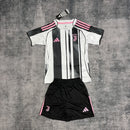 Conjunto Infantil Juventus Titular 25/26 - Preto e Rosa