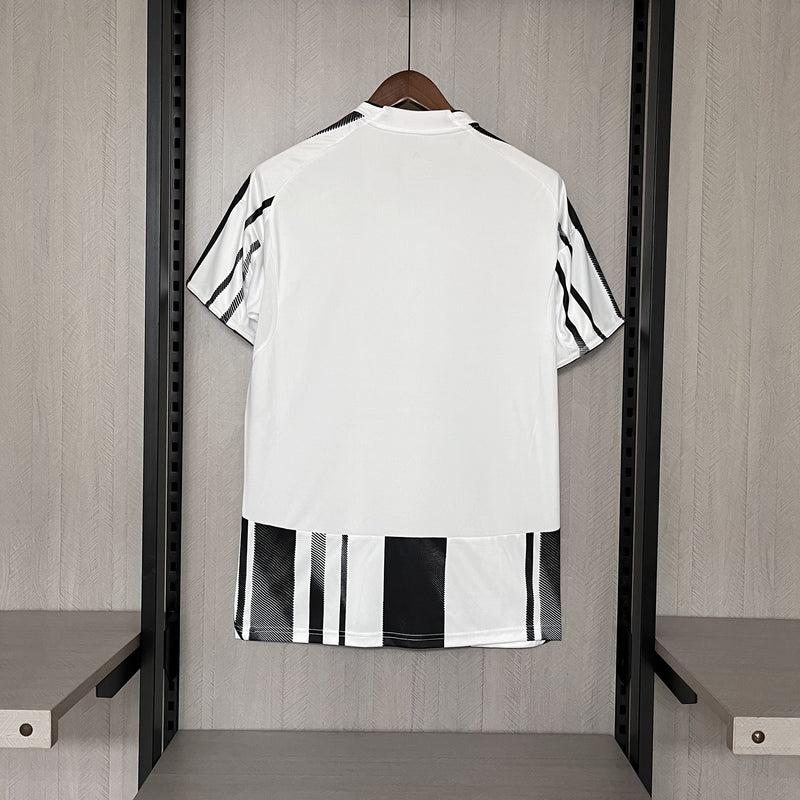 Camisa Juventus Titular 25/26 - Preto e Rosa