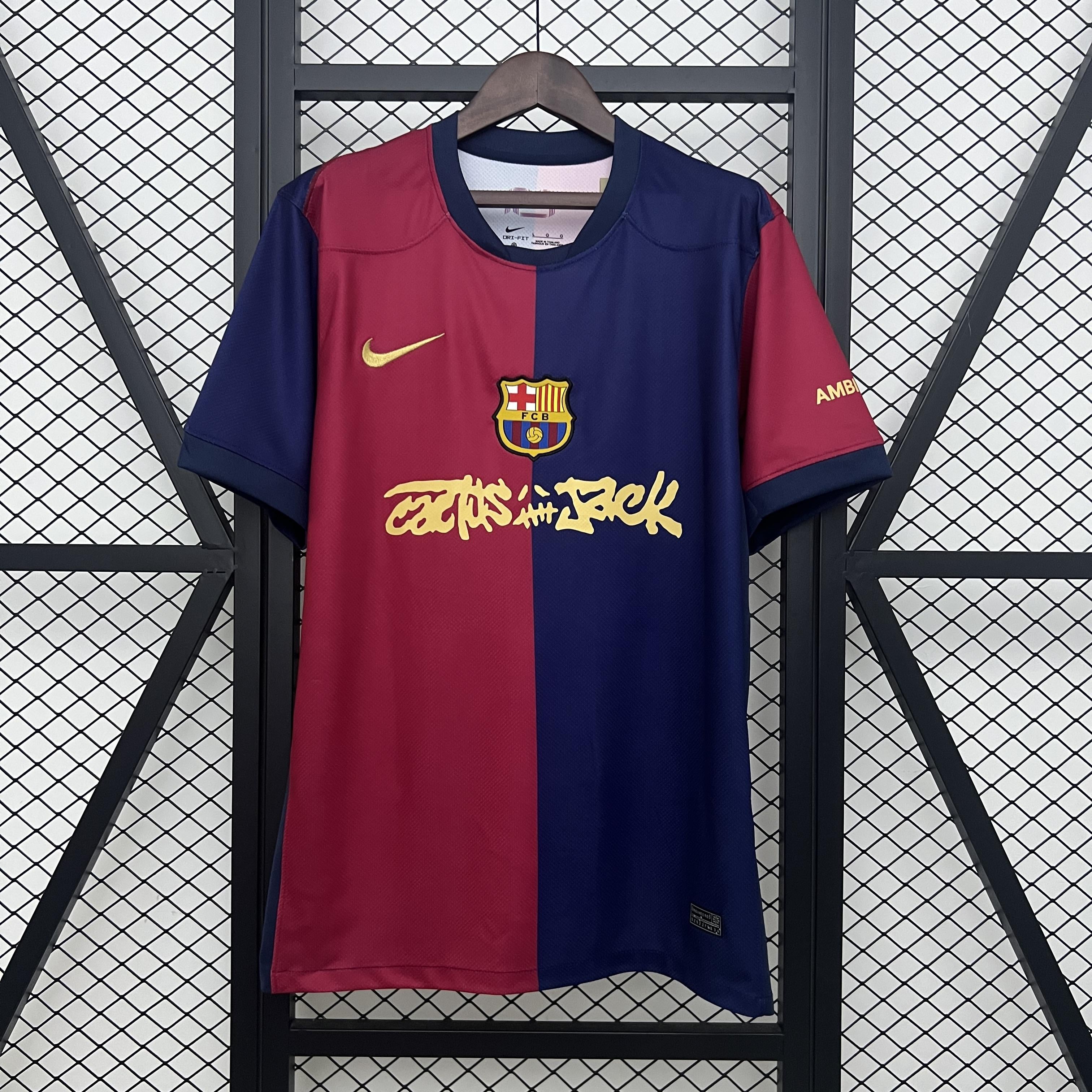 Camisa Barcelona Titular 24/25 - Versão Torcedor Travis Scott Cactus Jack